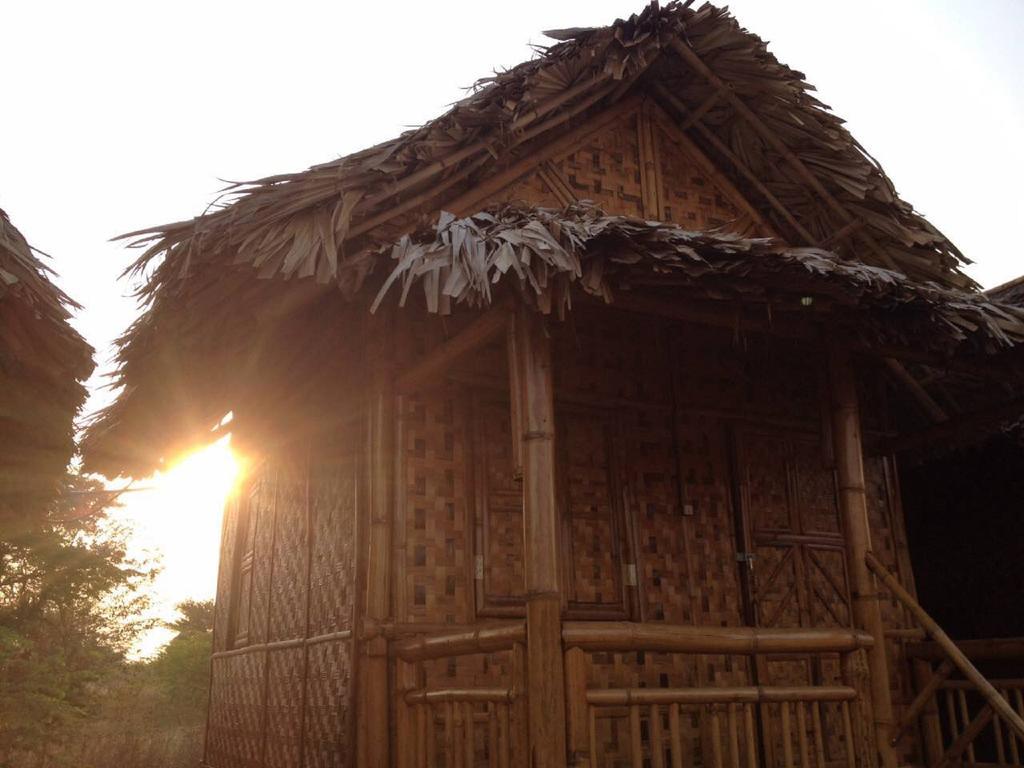 Bamboo House Apartment Bagan Exterior photo